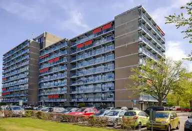 60.48m2 apartment to rent for 713.02€/month in Rietgorsplein 201, Purmerend