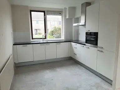 99m2 Haus zur Miete für 1440€/Monat in Laan van Keulen, Alkmaar