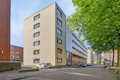 75m2 apartment to rent for 2350€/month in Parmentierweg, Leiden