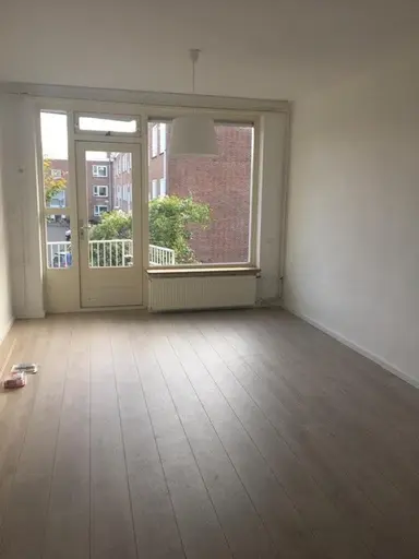 72m2 flat to rent for 2200€/month in Johannes van der Waalsstraat, Amsterdam