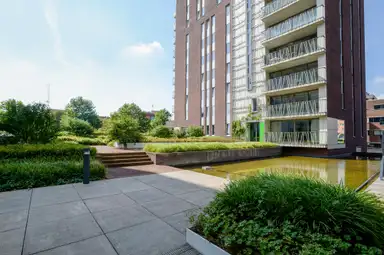 103μ² Διαμέρισμα προς ενοικίαση για 1650€/μήνα σε Spoorstraat 9F, Hilversum