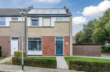 98m2 house to rent for 1050€/month in Pomonahof 29, Maastricht