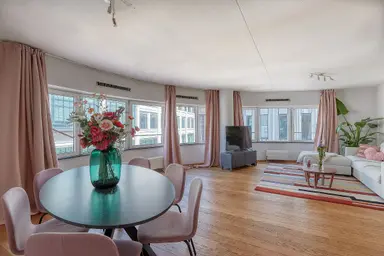 112μ² Διαμέρισμα προς ενοικίαση για 2500€/μήνα σε Raamstraat 24, The Hague