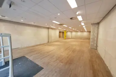150m2 Appartement à louer pour 450€/mois à Amsterdam