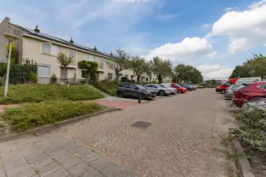 143m2 house to rent for 2014€/month in Ceylon Bastion 17, Velserbroek