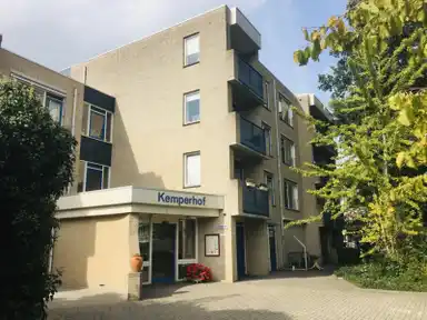 63m2 Appartement à louer pour 713.02€/mois à Kemperstraat 62, Hoogeveen