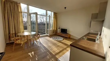55m2 flat te huur voor 2250€/maand in Schiekade, Rotterdam