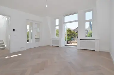 129m2 apartment to rent for 2950€/month in Prins Mauritslaan 69, The Hague