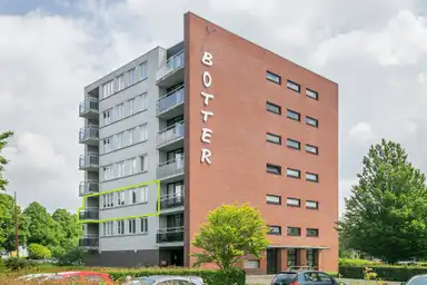 80m2 Appartement à louer pour 1430€/mois à Van Goghstraat 94, Groningen