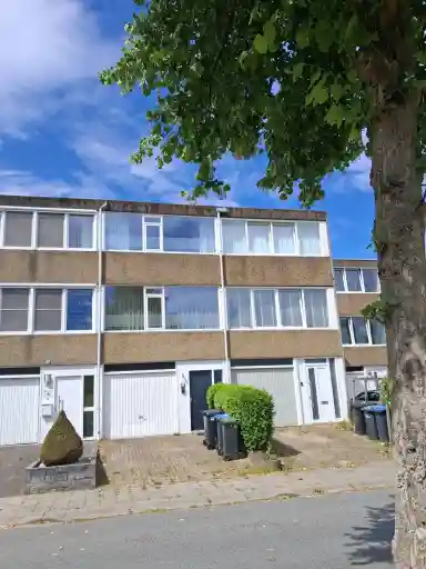 132m2 huis te huur voor 1400€/maand in De Kommert, Heerlen