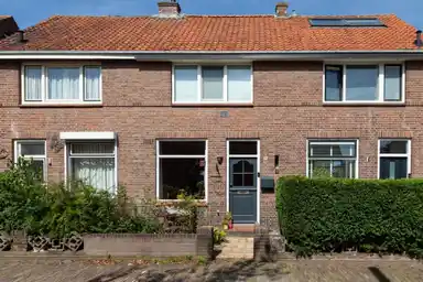 74m2 maison à louer pour 2000€/mois à Mauvestraat, Baarn