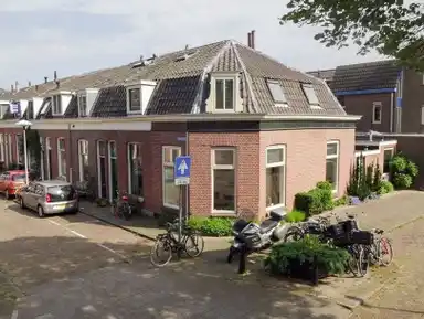 67m2 house to rent for 2395€/month in Bankstraat, Utrecht