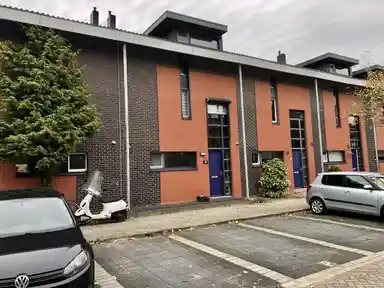 114m2 Casa in affitto per 2650€/mese a Bezembinderstraat 14, Delfgauw
