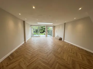 185m2 maison à louer pour 6000€/mois à Opveld 22, Amsterdam