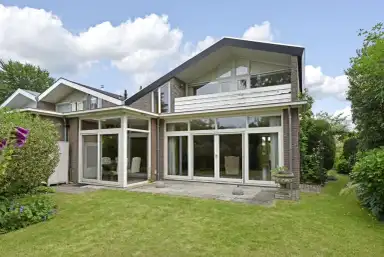 186m2 Casa in affitto per 2450€/mese a Theodorus Backerlaan, Odijk