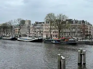180m2 Appartamento in affitto per 8000€/mese a Amsterdam