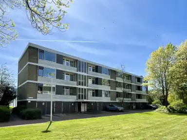 80m2 Appartement à louer pour 980€/mois à Aagje Dekenstraat, Zwolle