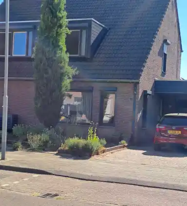 112m2 house to rent for 1350€/month in Ambachtsingel 22, Roermond