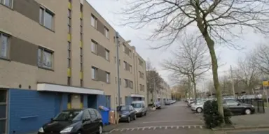 95m2 flat to rent for 860€/month in Afrikalaan 10, Delft