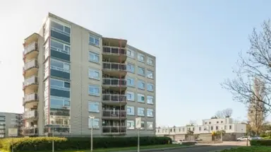 78m2 apartment to rent for 875€/month in Lepelaarstraat 10, Delft