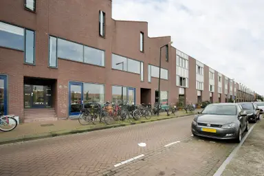 143m2 Appartamento in affitto per 2400€/mese a Stuurmankade, Amsterdam
