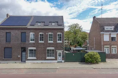 361m2 house to rent for 2560€/month in Ganzeweide 140, Heerlen
