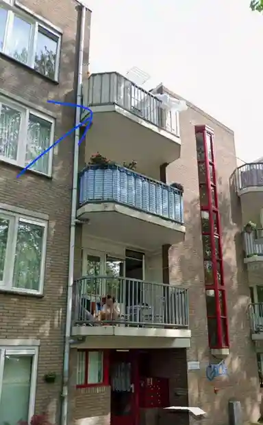 111m2 apartment to rent for 795€/month in Insulindeweg, Amsterdam
