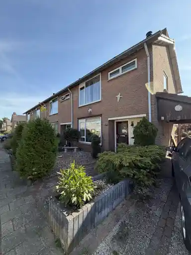 m2 maison à louer pour 605.61€/mois à Cornelis Hendrixstraat 40, Loenen