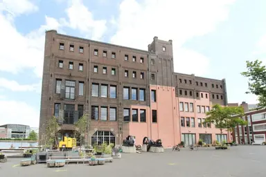 103m2 apartment to rent for 2395€/month in Max Euweplein 7, Haarlem