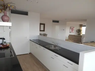 142m2 Appartamento in affitto per 2025€/mese a Porta Basilica, Houten