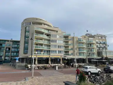 120m2 apartment to rent for 2625€/month in Noordzeestraat, Noordwijk