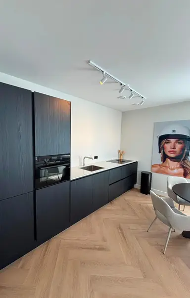 69m2 Appartement à louer pour 2395€/mois à Deken van Somerenstraat, Eindhoven