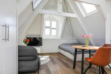 21m2 Studio zur Miete für 1850€/Monat in Jacob van Lennepstraat 64-H, Amsterdam