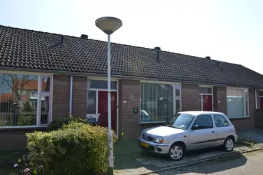 77m2 maison à louer pour 713.02€/mois à Spoorstraat 75, Sluiskil