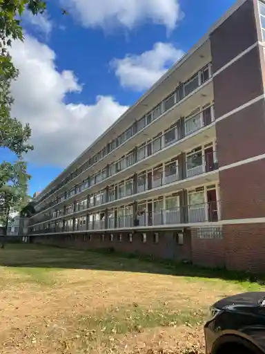 65m2 Appartement te huur voor 764.14€/maand in Poelenburg 123, Zaandam