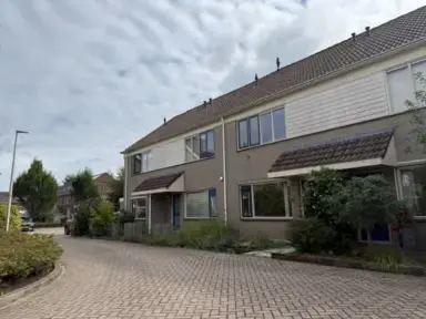 82m2 house to rent for 1392€/month in Heemraadweg, Waddinxveen