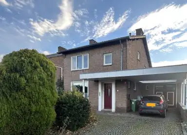 228m2 house to rent for 1395€/month in Stationsstraat, Gronsveld