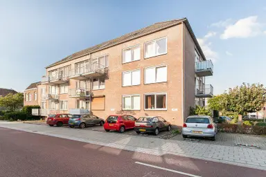 68m2 Appartement à louer pour 1300€/mois à Brusselseweg, Maastricht