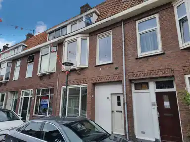 133m2 Haus zur Miete für 2350€/Monat in Valeriusstraat, Vlaardingen