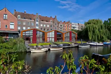 195m2 maison à louer pour 4950€/mois à Prinseneiland, Amsterdam