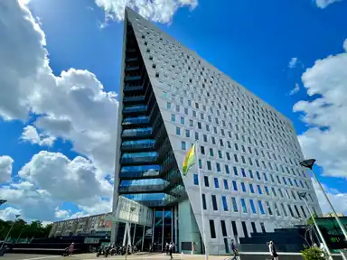 87m2 apartment to rent for 1745€/month in Leyweg 809, The Hague