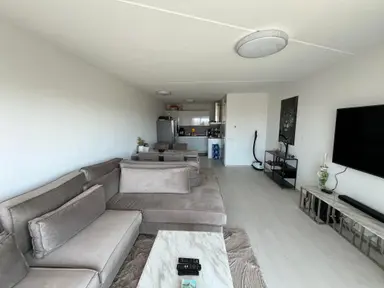 91m2 apartment to rent for 2395€/month in Waldorpstraat 476, The Hague