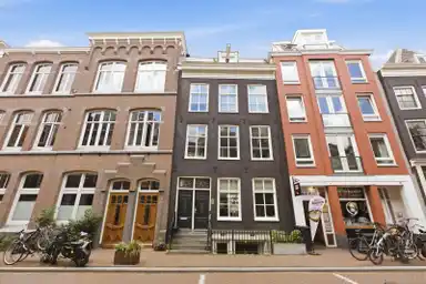 146m2 apartment to rent for 4850€/month in Kerkstraat 150A, Amsterdam
