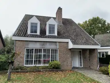 313m2 huis te huur voor 2970€/maand in Holdaal, Maastricht