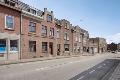 115m2 Appartamento in affitto per 1495€/mese a Veldhofstraat 51, Eygelshoven