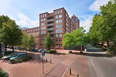 97m2 apartment to rent for 1857€/month in Juliana van Stolberglaan 5L, The Hague