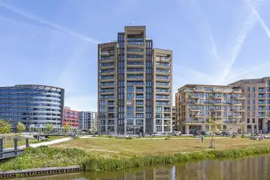 115m2 apartment to rent for 2350€/month in Jan Wolkerslaan 345, Diemen