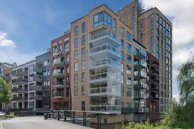 91m2 apartment to rent for 2080€/month in Jan Wolkerslaan, Diemen