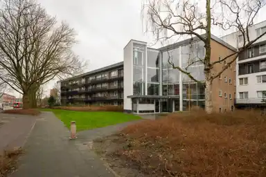 52m2 Appartement te huur voor 950€/maand in Doctor Plesmansingel, Amstelveen