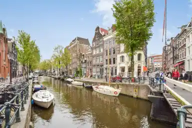 88m2 Kamer te huur voor 1250€/maand in Groenburgwal, Amsterdam